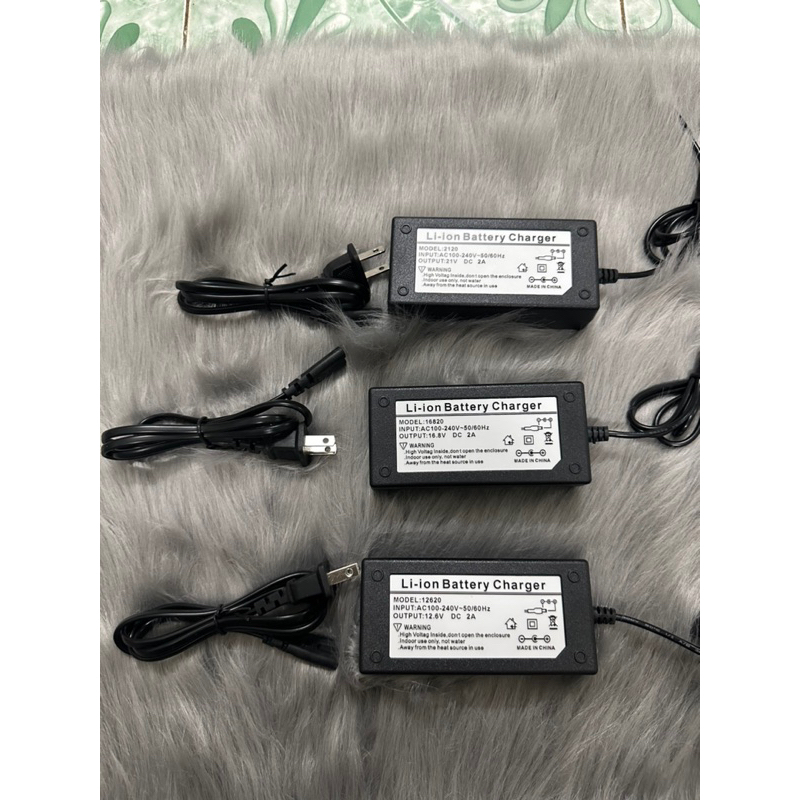 Sạc adapter chuẩn dòng 2a loại 2 đầu có báo đèn