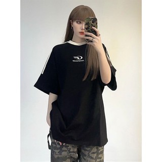 Áo phông Cotton nam nữ Unisex in chữ thiết kế viền 3 sọc form rộng phong cách Korean hàng QCCC SP95