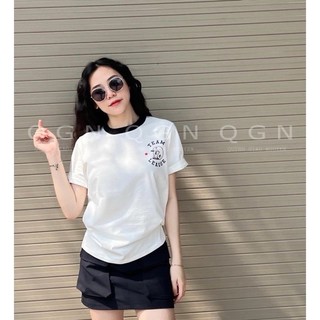 Áo Thun Nữ Trắng Viền Cổ In Hình Cưng Xỉu