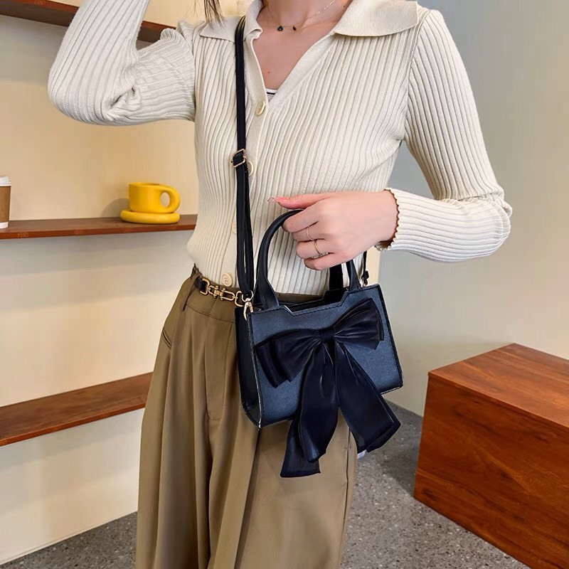 Túi xách nữ đeo chéo 2 quai đính Nơ dáng vuông giá rẻ TXNBAONHI _TDC240 | BigBuy360 - bigbuy360.vn