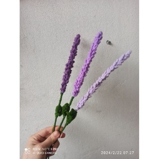 Hoa lavender bằng len xinh xắn