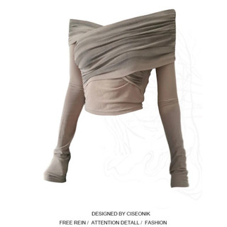 - Áo thun lưới mỏng