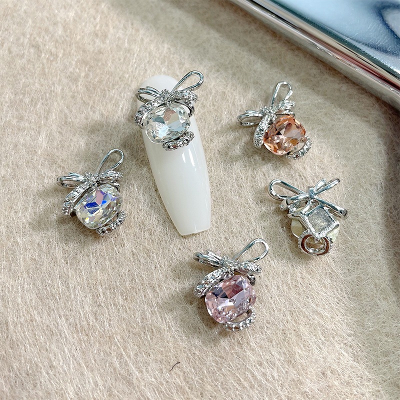 Charm nơ ôm đá gắn móng nail ( lẻ 1 viên )