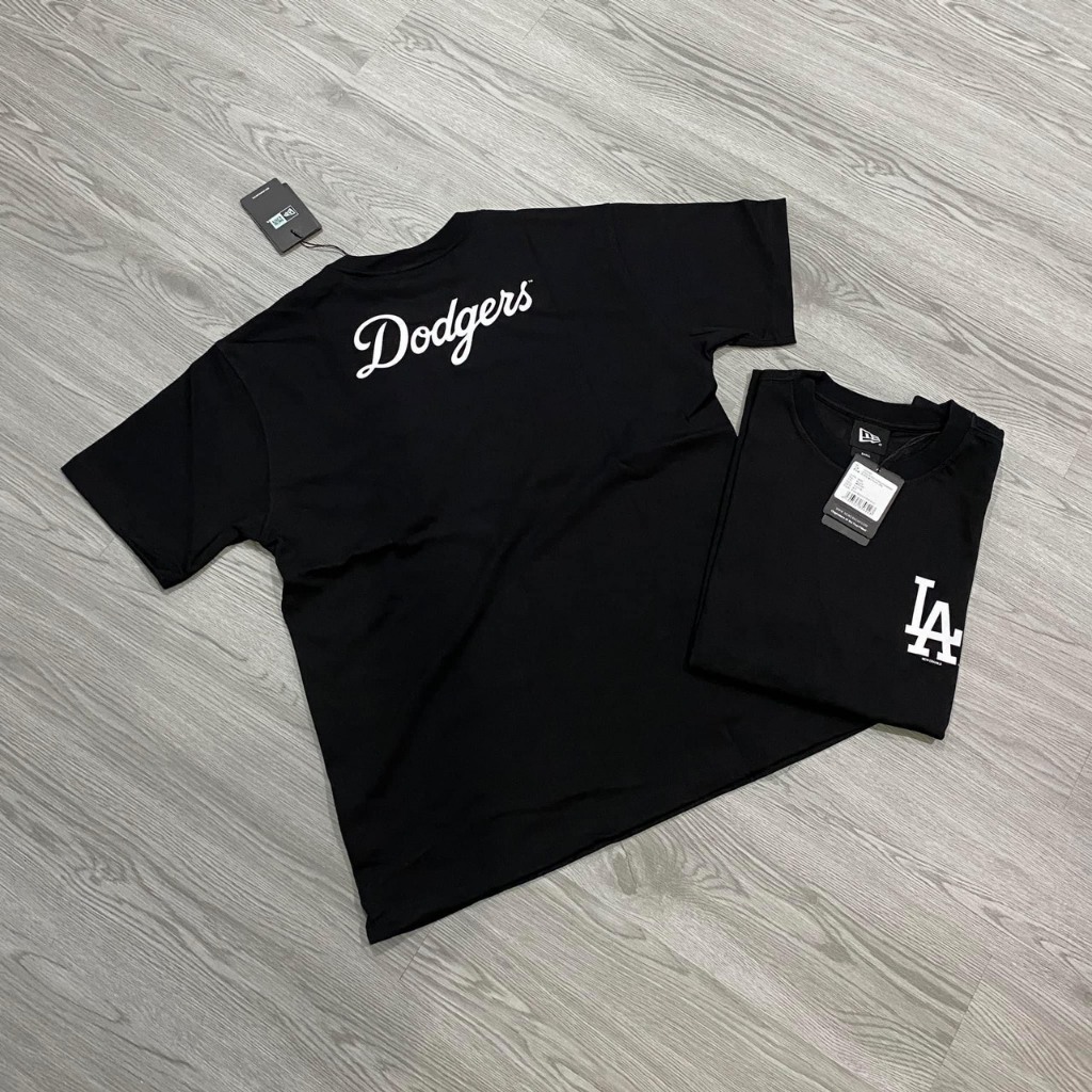 TEE NEW ERA HK BLACK ( AUTH )