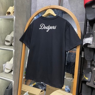 TEE NEW ERA HK BLACK ( AUTH )