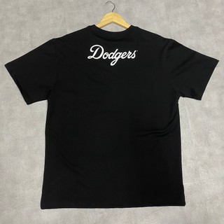 TEE NEW ERA HK BLACK ( AUTH )