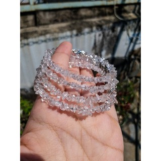Vòng tay hạt freeform thạch anh trắng (clear quartz)