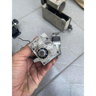 Motor giảm tốc nhật ( tháo máy )