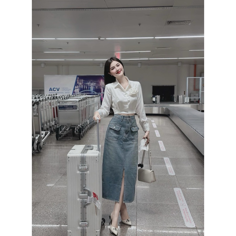 Áo sơ mi lụa dáng croptop hách dáng cực đỉnh