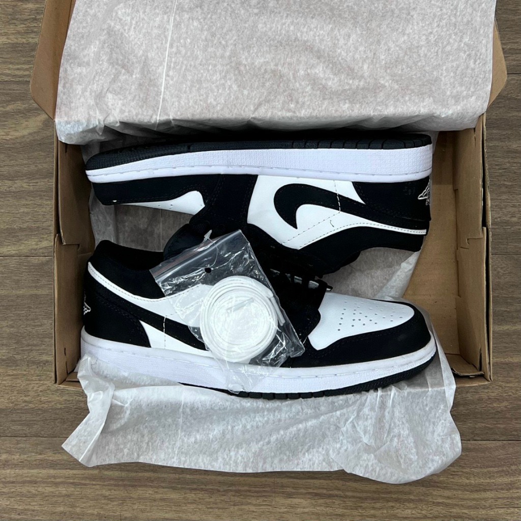 Giày Jordan Panda Màu Đen Trắng, Giày JD1 Low Cổ Thấp Nam Nữ Hàng Đẹp Full Box Bill | BigBuy360 - bigbuy360.vn