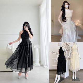 Maxi trắng cổ yếm tag hoa cổ