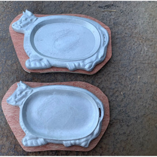 chảo gang bò né bằng gang đúc kèm đế 27cm và 30cm