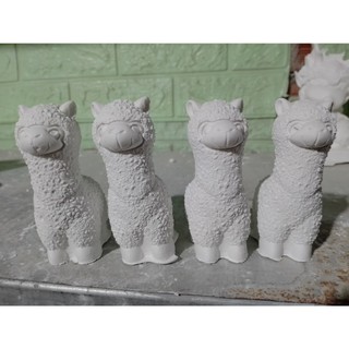 Tượng tô màu hình con cừu - tượng thạch cao giá sĩ