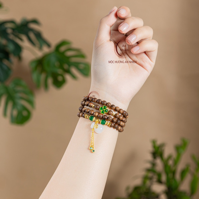 Vòng Tay Trầm Hương Mix Cỏ 4 Lá 108 Hạt Theo Mệnh