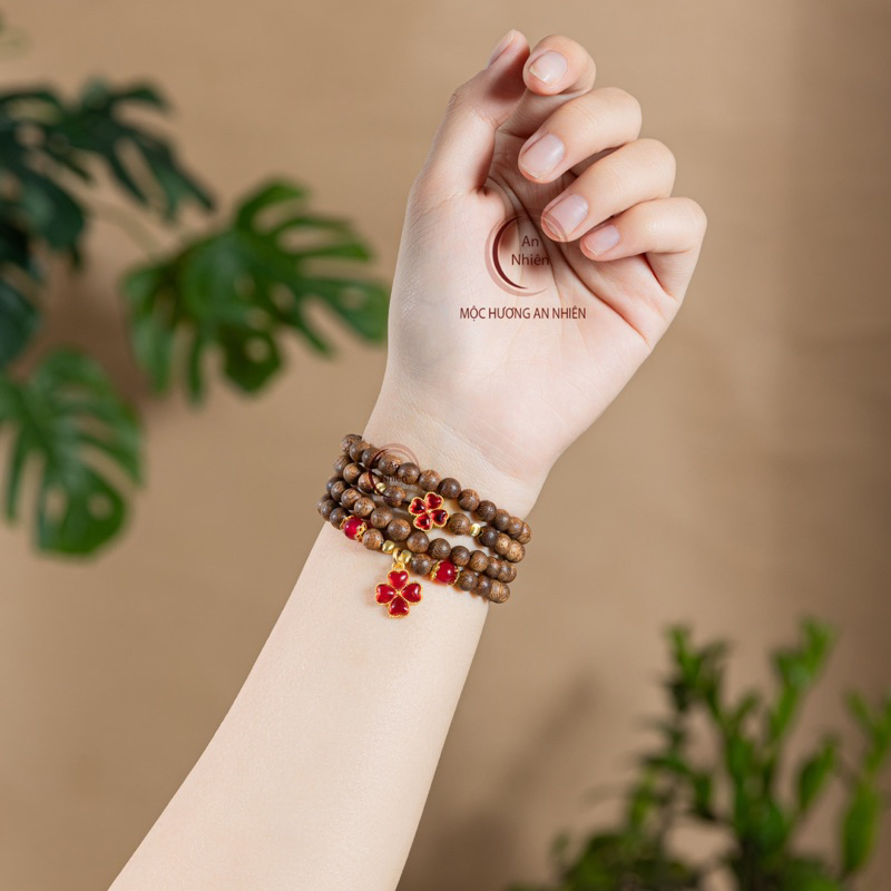 Vòng Tay Trầm Hương Mix Cỏ 4 Lá 108 Hạt Theo Mệnh