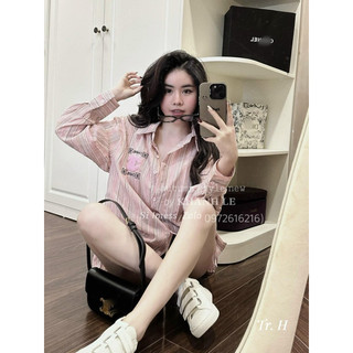 Áo sơmi kẻ hồng chaneel chữ xù bông hàng qcl