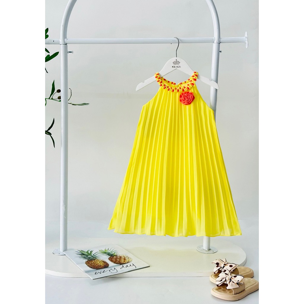 ĐẦM DẬP LY CỔ YÊM THẮT BÍM DÀNH CHO BÉ ĐI CHƠI BIỂN