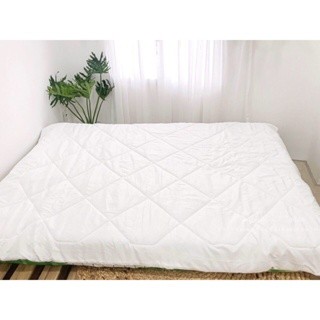 Ruột chăn kích thước 220x200, dùng lồng vào vỏ chăn, được chần bông gòn micro