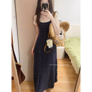 Khí chất retro nhẹ nhàng váy hoa nhí 2 dây mùa hè dành cho nữ