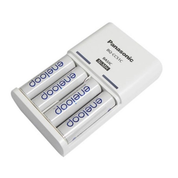 Bộ 4 Pin và Sạc Eneloop Panasonic 1900mAh