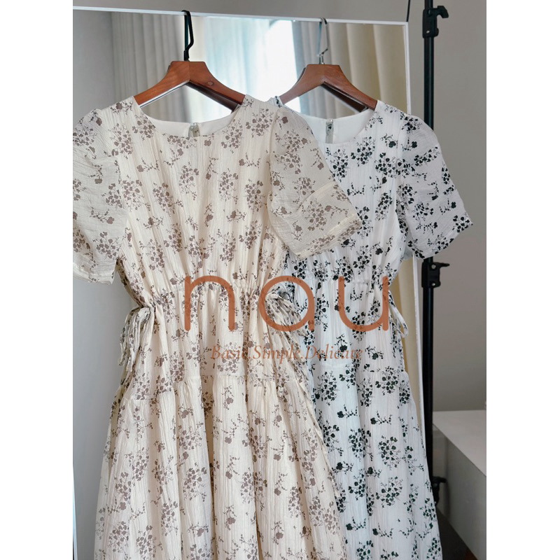 Đầm hoa in rút dây eo tuỳ ý