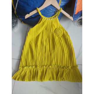 Đầm yếm dập ly bé gái