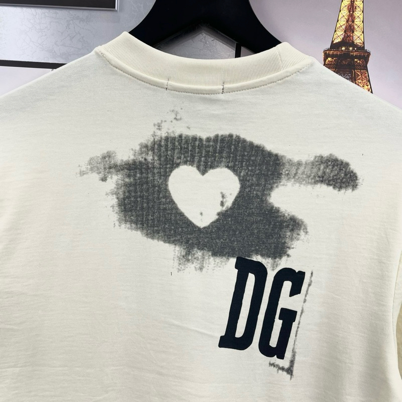 Áo phông nam nữ Premium Cotton in hoạ tiết chữ Dolce Never Stop Loving phối loang trái tim lưng cực hot trend 2024