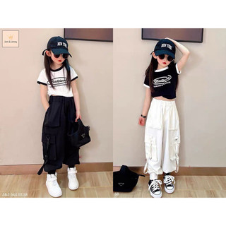 Set áo croptop đen trắng quần túi hộp Badblood