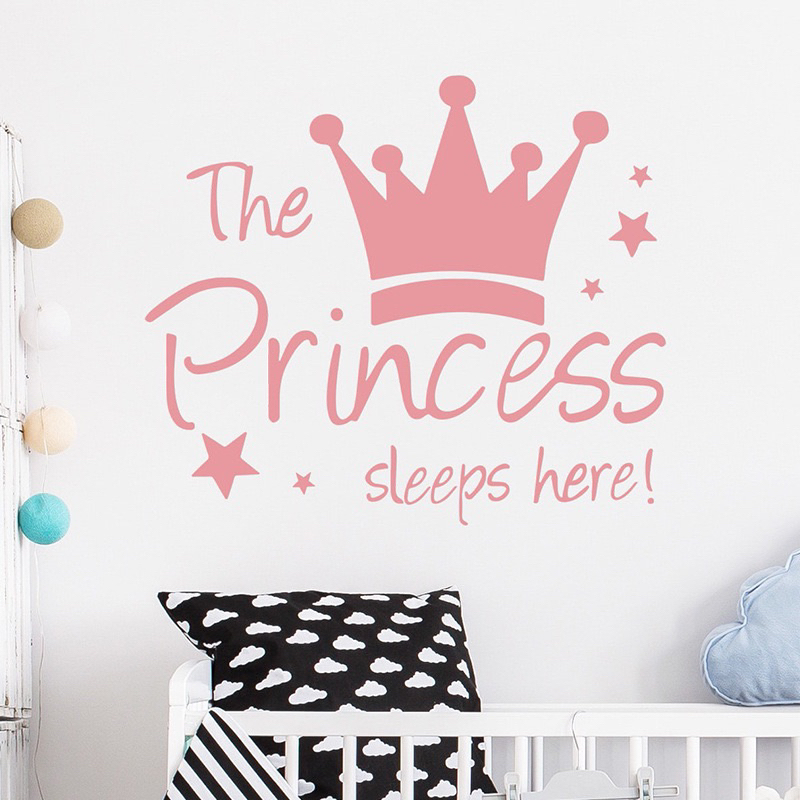 Decal “The princess sleeps here” trang trí phòng ngủ, phòng cho bé / Removable wall sticker to decor