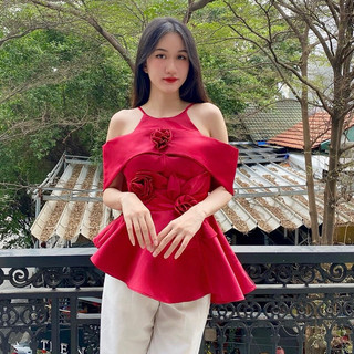 Áo yếm bẹt vai tà lệch đính cành bông lá