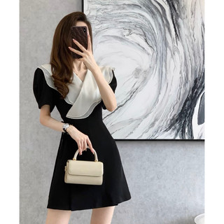 Đầm đen phối cổ bèo trắng form ngắn (kèm hình thật)