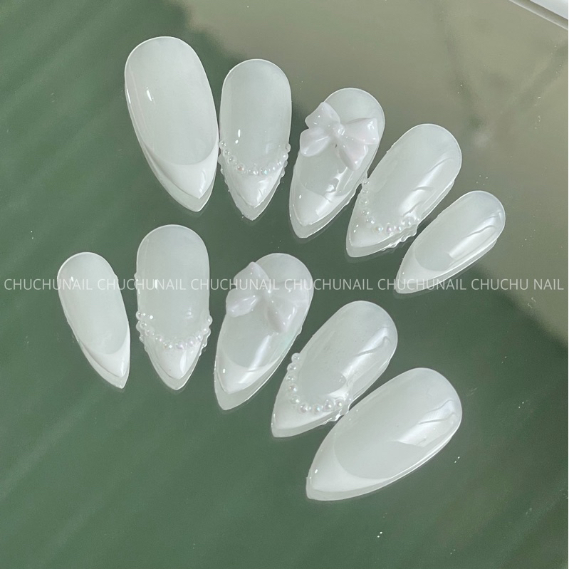 nailbox chuchu . thạch trắng tiểu thư