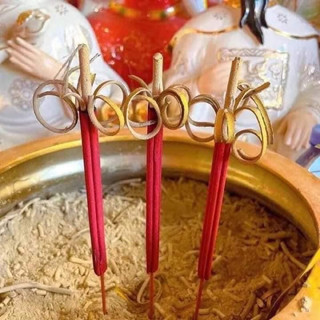 Nhang nở hoa phú quý - màu đỏ