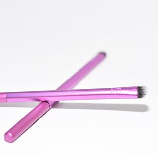Cọ viền mí mắt rt real techniques smudge brush rt 332