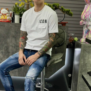 Áo phông dsquared2 icon túi hộp ,chất cotton co giãn hottren 2024