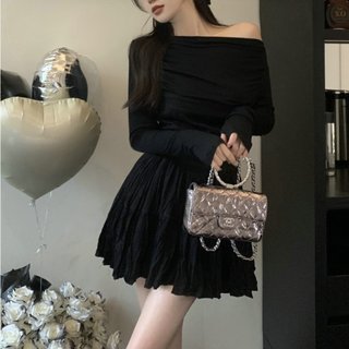 Đầm thun trễ vai đen tay dài phối váy xòe form freesize