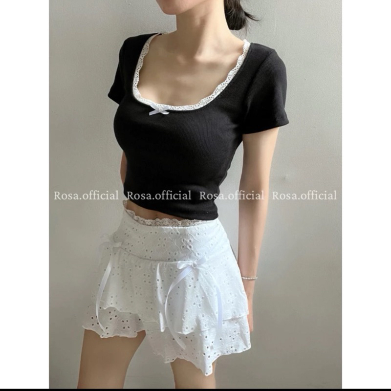 Áo thun cộc tay cổ tròn viền ren đính nơ MOLLY COQUETTE TOP