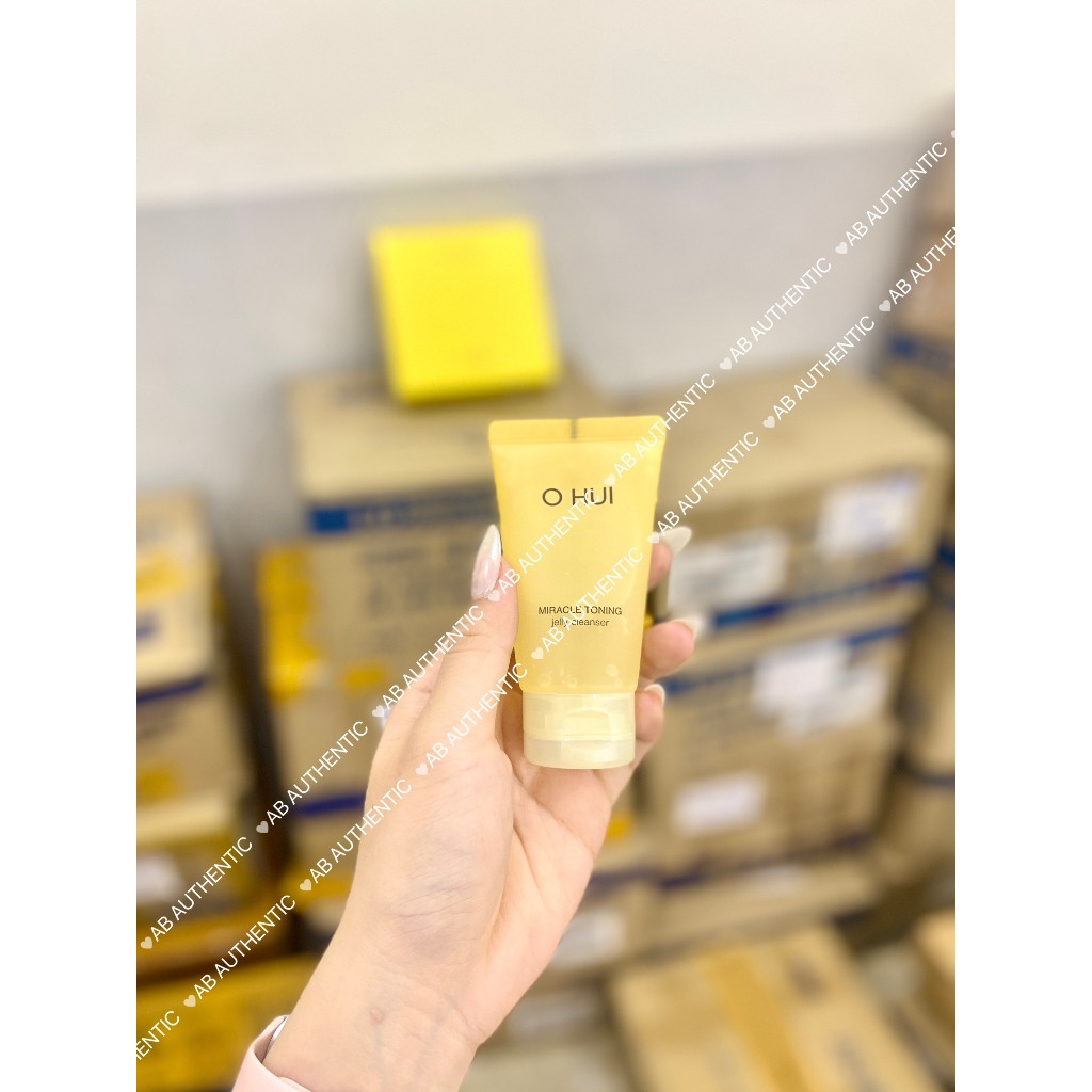 Sữa rửa mặt  OHUI vàng Miracle Toning Jelly Cleanser 40ml - AB AUTHENTIC