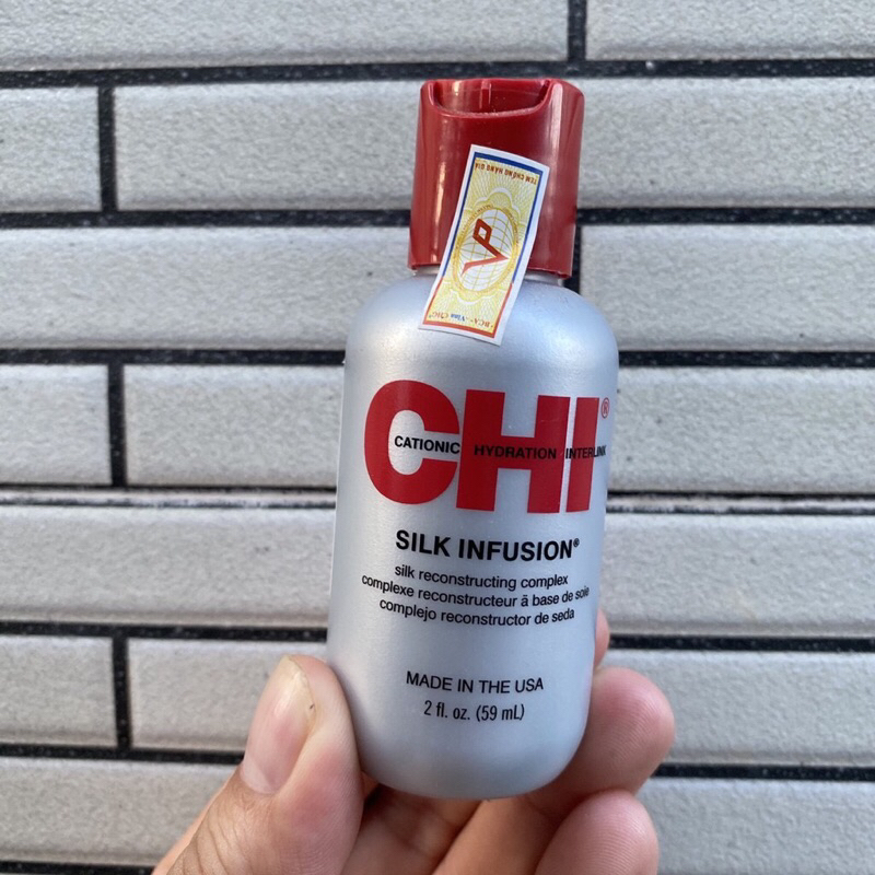 Tinh Dầu Dưỡng Tóc Mềm Mượt CHI Silk Infusion 59ml