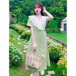 Đầm đen phối cổ bèo trắng (kèm hình thật)