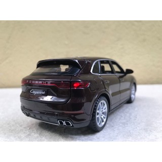 Mô hình xe Porsche Cayenne S  1:32