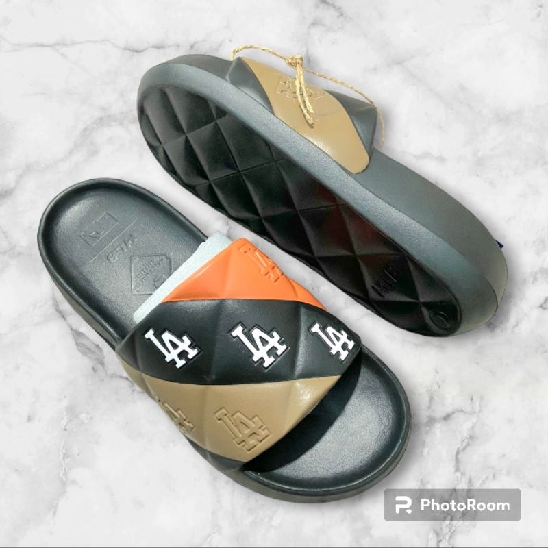 Dép mlb nam nữ mẫu mới thời trang , dép mlb chính hãng đế cao , chất mềm hotrend , hỗ trợ đổi size k