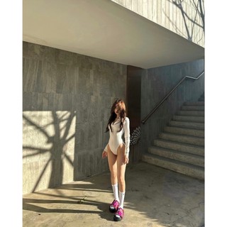 Cazi - Bodysuit dài tay cổ V - Amber Sleeker tăm đơn dày dặn bền phong cách đơn giản phối đồ hằng ngày bốn màu_B01170823