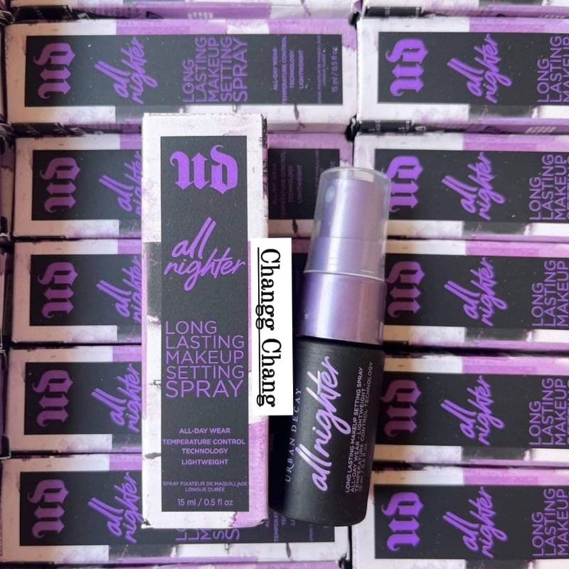 Xịt khóa nền Urban Decay All Nighter