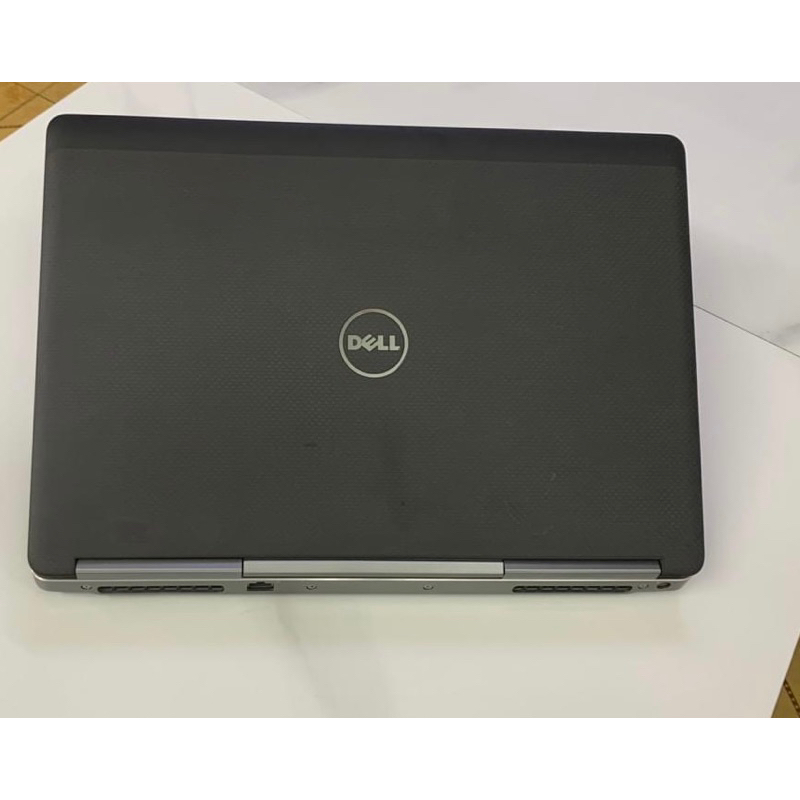 Laptop Dell Core I7 thế hệ 6 cực mạnh