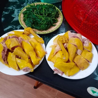 1 con Gà ủ muối nguyên con (ko đầu)