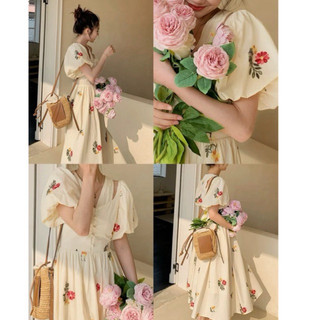 Đầm midi hoa cherry thêu cổ vuông ren xô