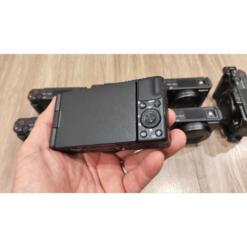 Máy ảnh Sony ZV1 quay phim, làm vlog, Tiktok, YouTube | BigBuy360 - bigbuy360.vn