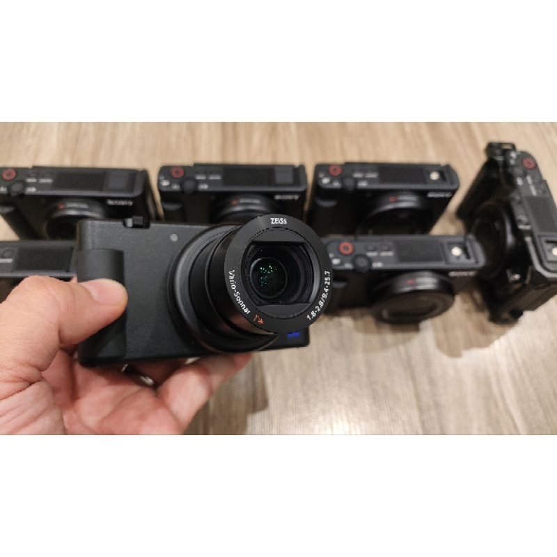 Máy ảnh Sony ZV1 quay phim, làm vlog, Tiktok, YouTube | BigBuy360 - bigbuy360.vn
