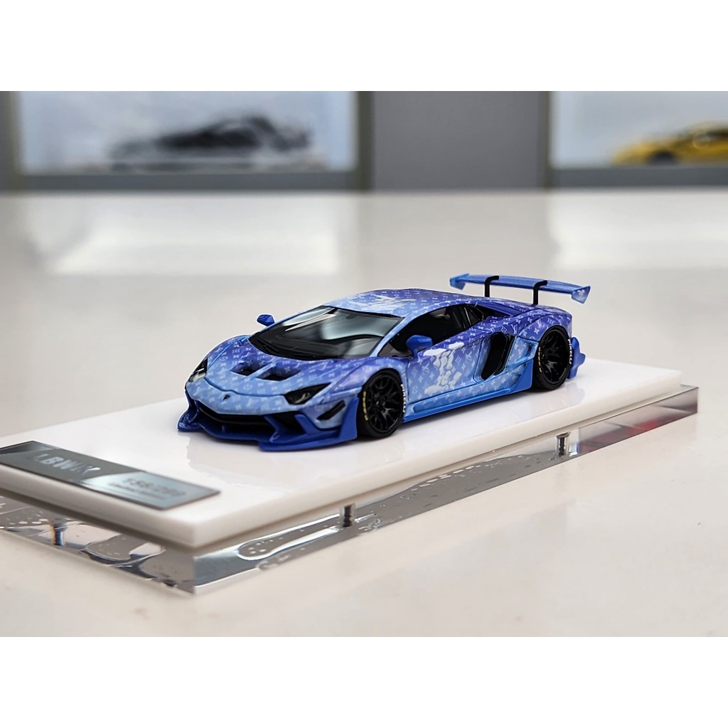 Xe mô hình Lamborghini Liberty Walk LB-Works LP 700 Aventador 2.0 1:64 Liberty Walk ( Xanh LV )